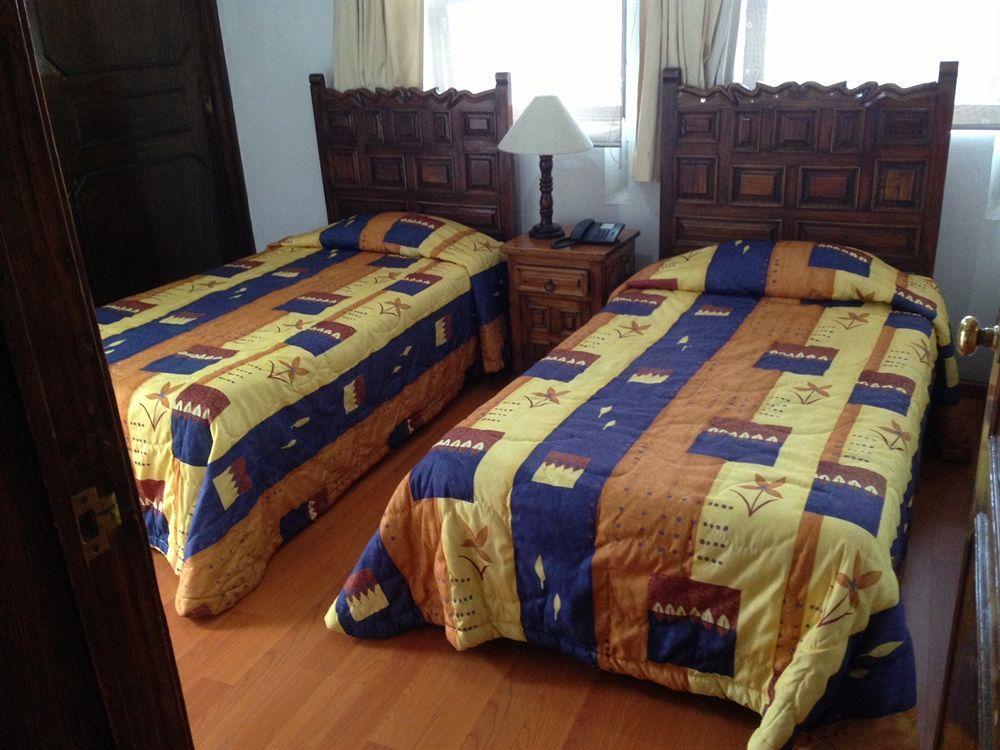 Suites Internacional سابوبان المظهر الخارجي الصورة